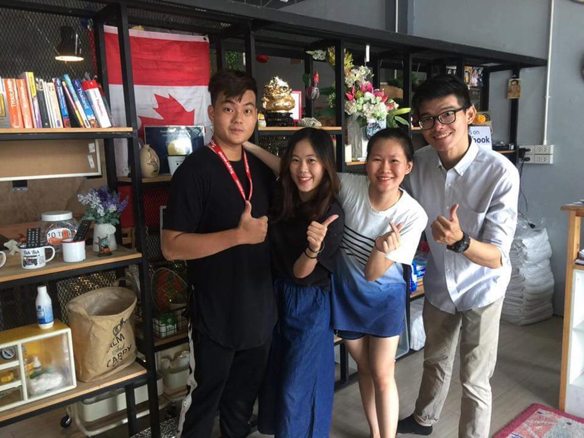 Meet Up Hostel 방콕 외부 사진